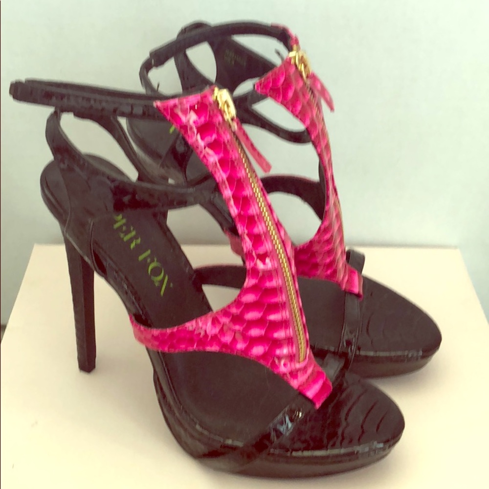 Paper fox by shoe dazzle heels